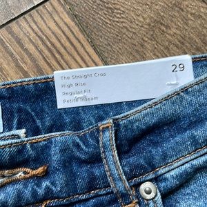 The Straight Leg High Rise Regular Fit Petite Size 29 jean